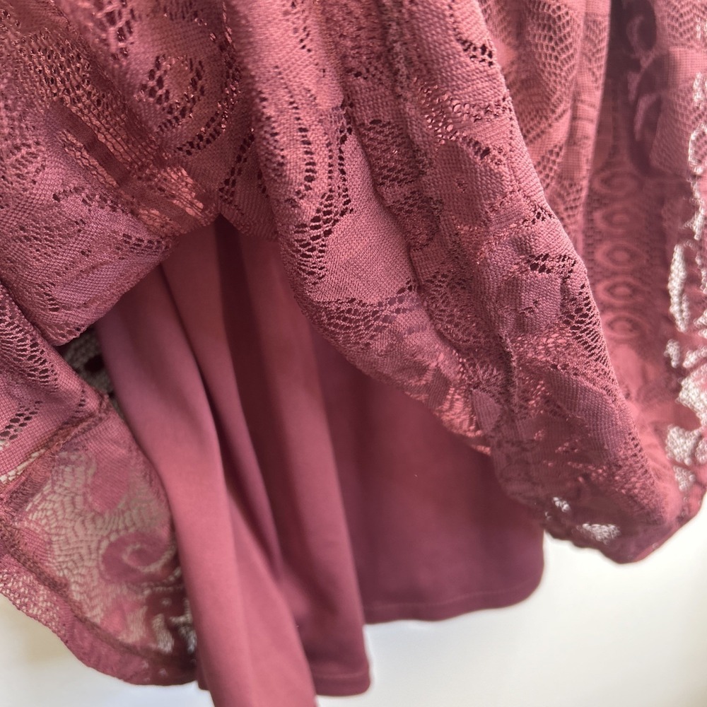 Charlette Russe Size L Lace Burgundy Dress See Through Waist Flowy - Picture 6 of 16